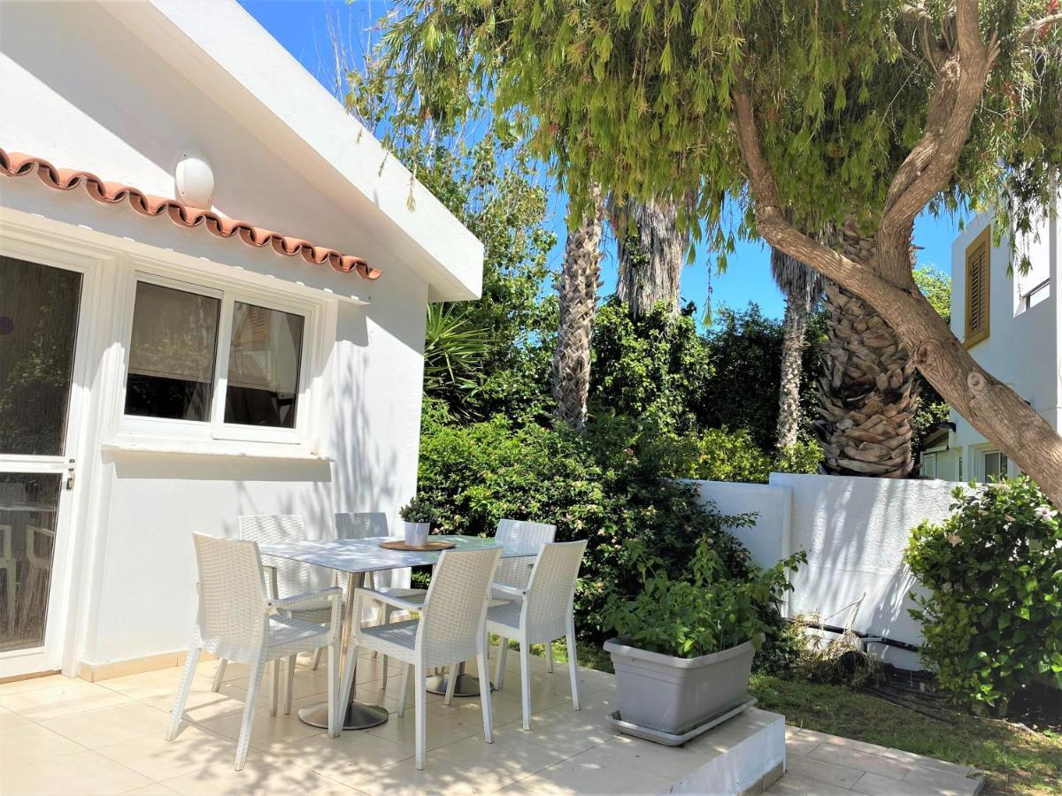 Fig Tree Z Holiday Resort Paralimni Exterior foto